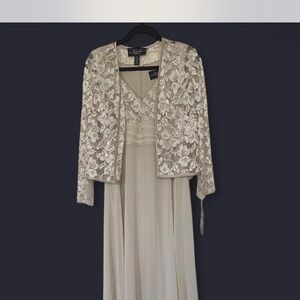 Tan Sweetheart Neckline Gown for Wedding Guests